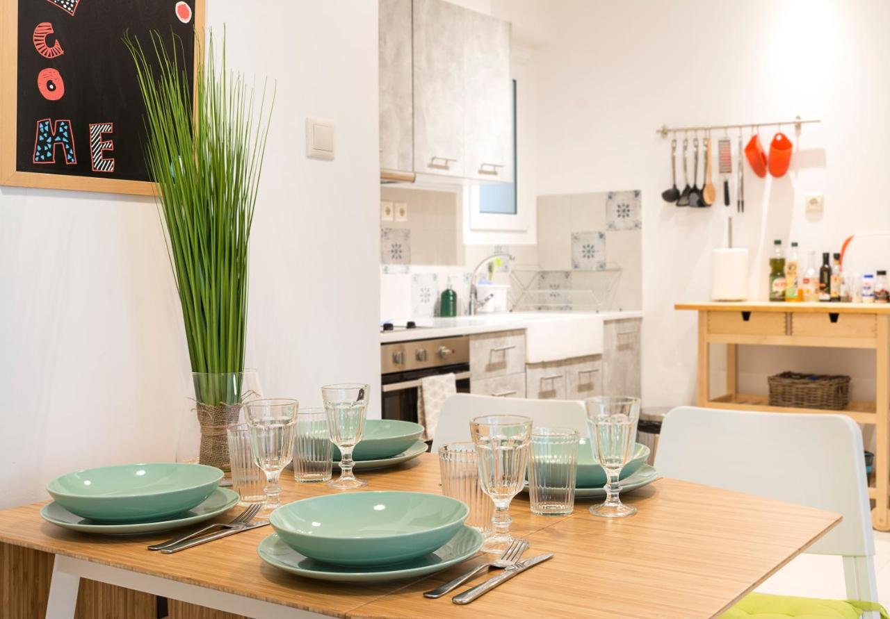 1 Km From The Acropolis 1 Bedroom Apt Netflix And Washing Machine Athens Luaran gambar