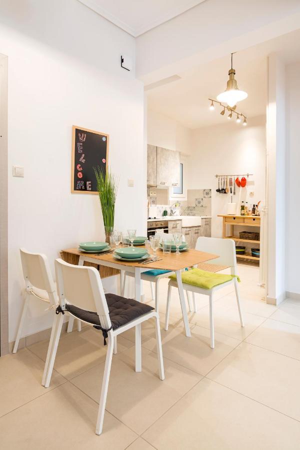 1 Km From The Acropolis 1 Bedroom Apt Netflix And Washing Machine Athens Luaran gambar